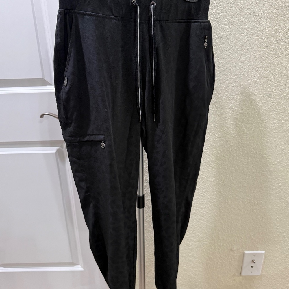 Healing Hands Joggers in Black Leopard